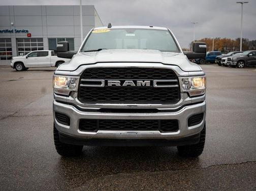 2023 RAM 2500 Tradesman Crew Cab 4x4 8' Box