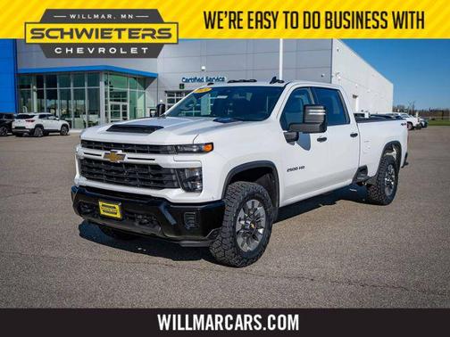 Summit White 2024 Chevrolet Silverado 2500 Custom