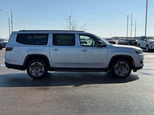 2024 Jeep Wagoneer L Series II 4x4
