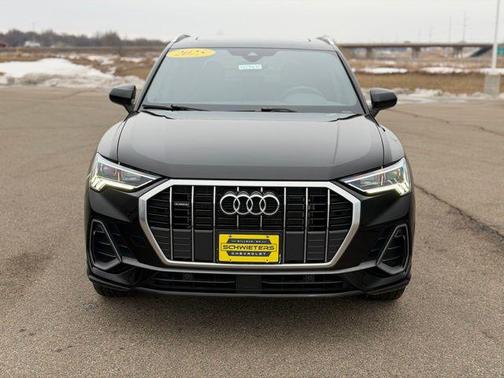 2025 Audi Q3 Premium 45 TFSI S line quattro Tiptronic
