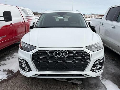2024 Audi Q5 45 S line Premium Plus