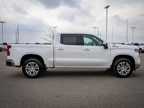 2025 Chevrolet Silverado 1500 LTZ