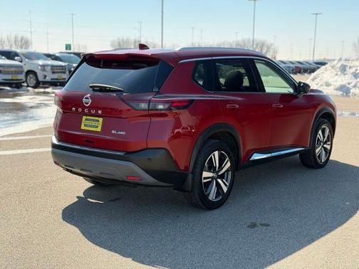 2021 Nissan Rogue SL