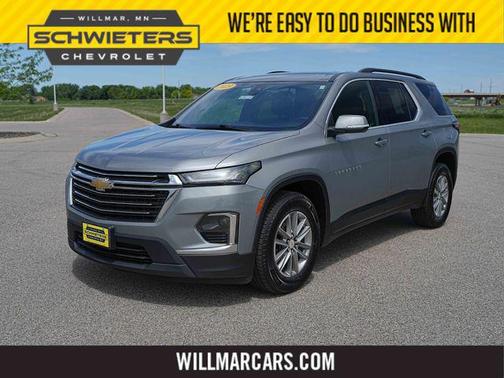 Sterling Gray Metallic 2023 Chevrolet Traverse LT Cloth