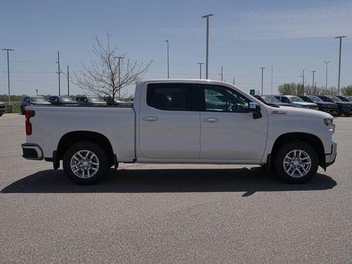 Summit White 2021 Chevrolet Silverado 1500 LT