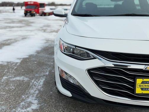 2024 Chevrolet Malibu FWD 2LT