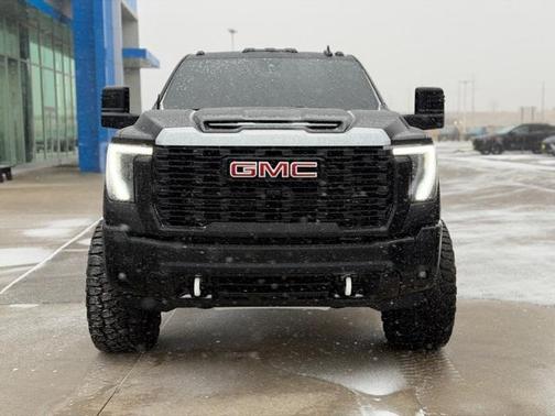 2024 GMC Sierra 3500 Denali