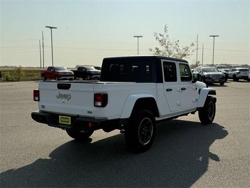 2023 Jeep Gladiator Overland