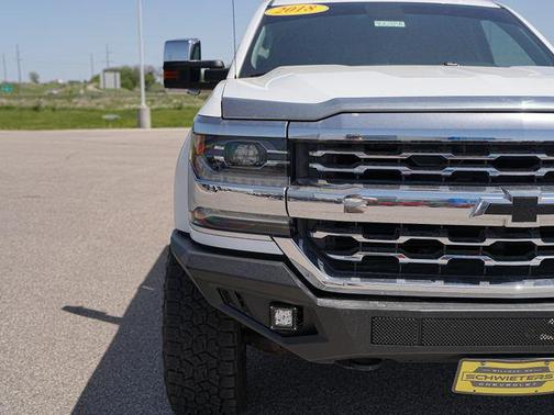 Summit White 2018 Chevrolet Silverado 1500 LTZ