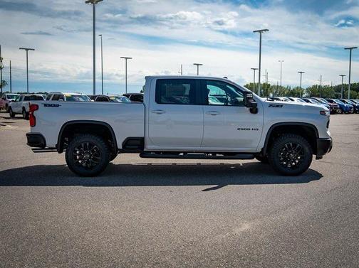 2025 Chevrolet Silverado 2500 LT