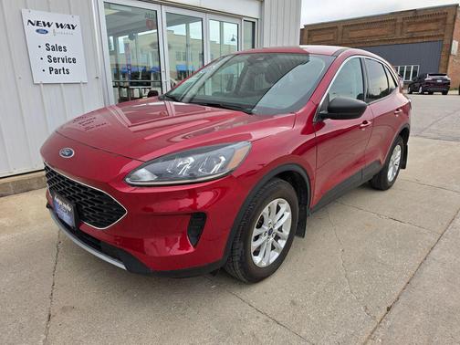 Rapid Red Metallic Tinted Clearcoat 2022 Ford Escape SE
