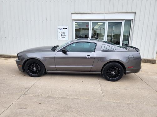 2014 Ford Mustang V6