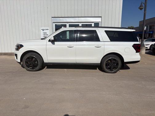 Star White Metallic Tri-Coat 2022 Ford Expedition Max Limited