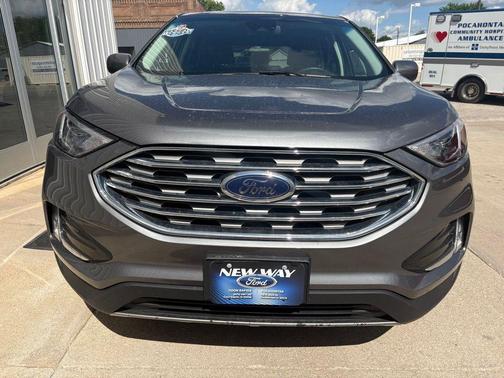 Carbonized Gray Metallic 2022 Ford Edge SEL