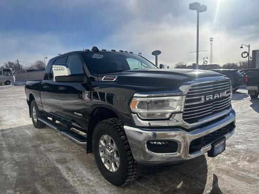2024 RAM 2500 Laramie Crew Cab 4x4 6'4' Box