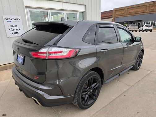 2020 Ford Edge ST
