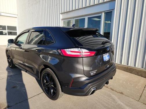 2020 Ford Edge ST