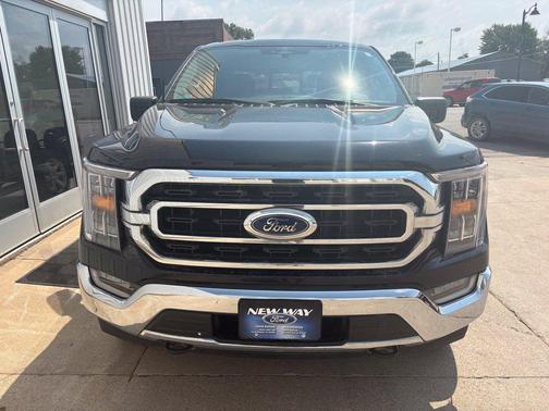 Agate Black Metallic 2023 Ford F-150 XLT