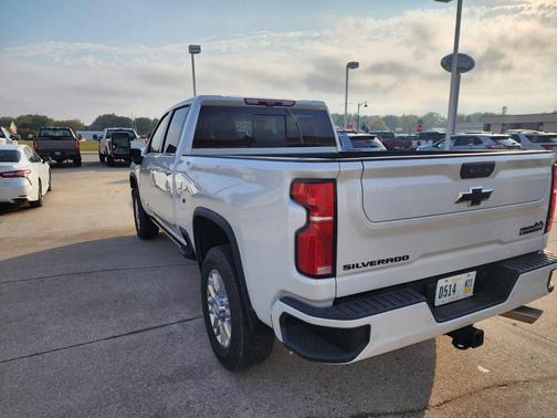 2024 Chevrolet Silverado 2500 High Country