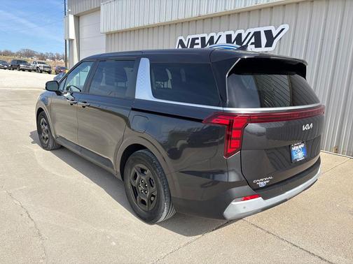 Panthera Metal 2025 Kia Carnival LXS
