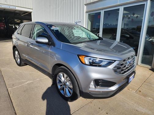 2023 Ford Edge Titanium