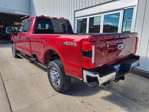 2026 Ford F-350 Lariat