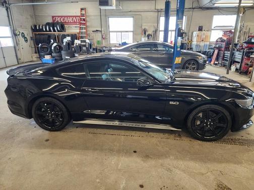 2016 Ford Mustang GT Premium