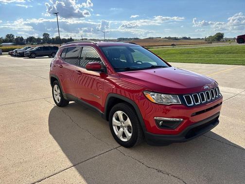 Redline Pearlcoat 2018 Jeep Compass Latitude