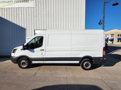 2015 Ford Transit-250 Base