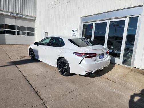 2020 Toyota Camry XSE
