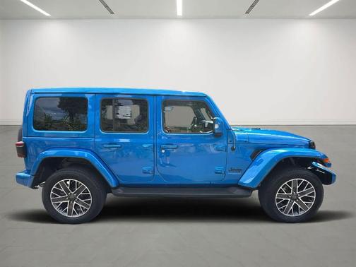 2022 Jeep Wrangler Unlimited 4xe Sahara High Altitude