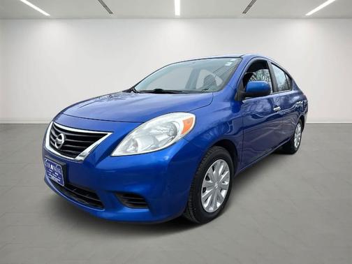 2013 Nissan Versa 1.6 S