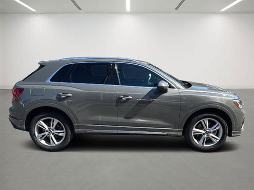 2021 Audi Q3 45 S line Premium Plus