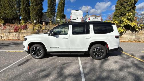 2025 Jeep Wagoneer Series II Overland 4x4