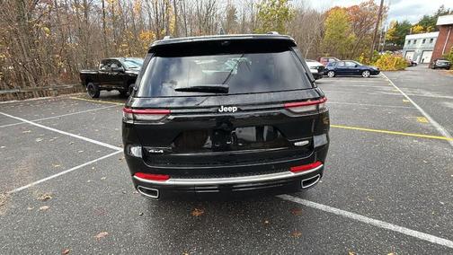 2025 Jeep Grand Cherokee Summit