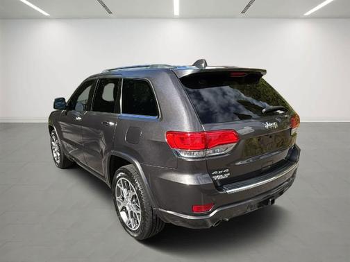 2020 Jeep Grand Cherokee Overland