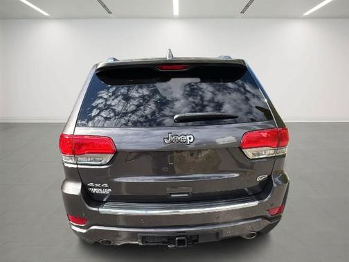 2020 Jeep Grand Cherokee Overland
