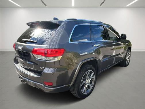 2020 Jeep Grand Cherokee Overland