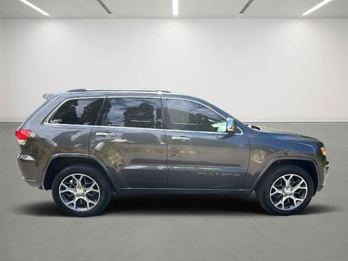 2020 Jeep Grand Cherokee Overland