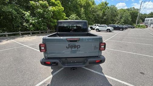 2025 Jeep Gladiator Willys