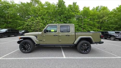 2025 Jeep Gladiator Nighthawk