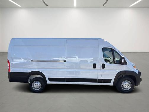 2025 RAM ProMaster 3500 High Roof
