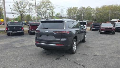 2025 Jeep Grand Cherokee L Laredo