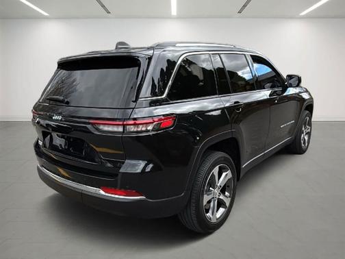 2023 Jeep Grand Cherokee 4xe Base