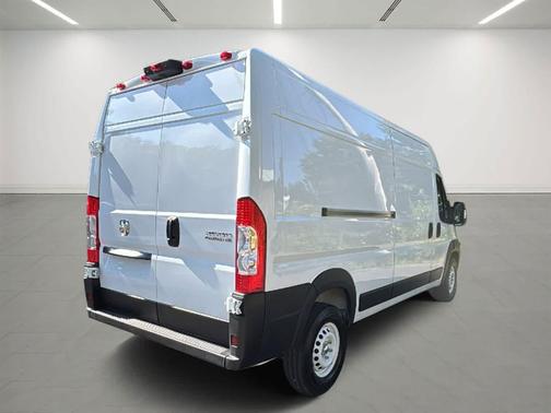 2025 RAM ProMaster 2500 Tradesman