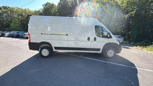 2025 RAM ProMaster 2500 Tradesman