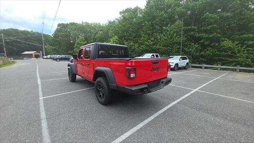 2025 Jeep Gladiator Sport