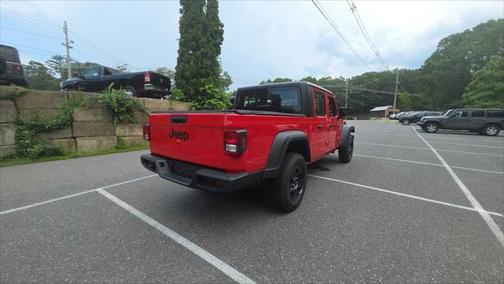2025 Jeep Gladiator Sport