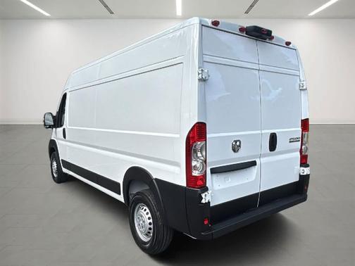 2025 RAM ProMaster 2500 Tradesman