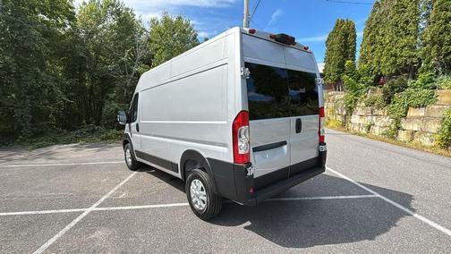 2025 RAM ProMaster 1500 Base
